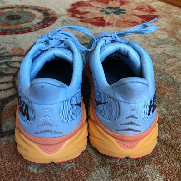 HOKA ONE Clifton 8 Shoes - Picture 5 of 7